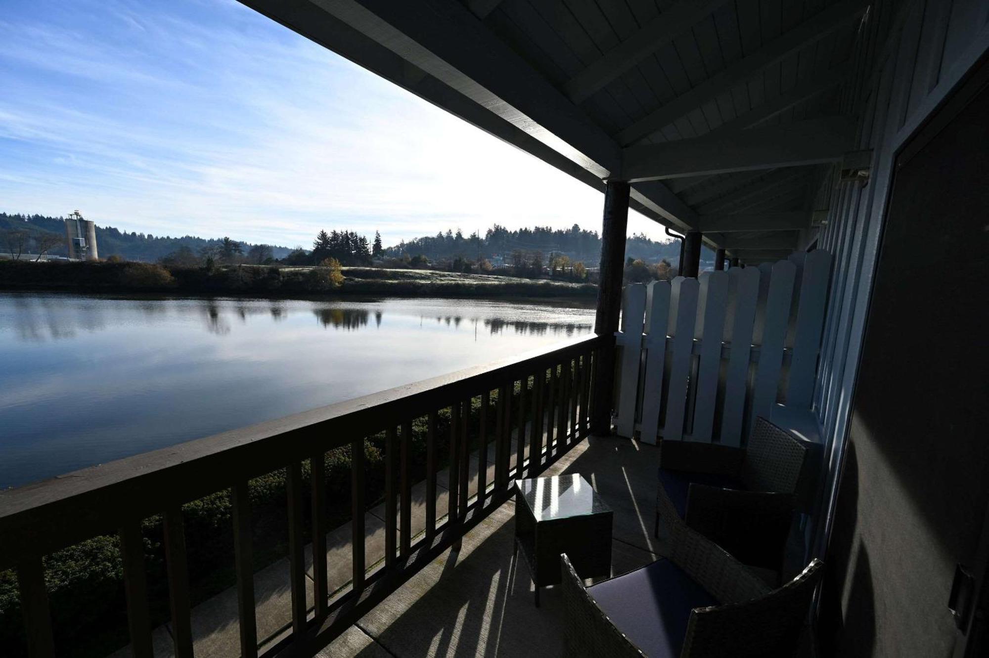 Edgewater Inn And Suites, Ascend Hotel Collection Coos Bay Luaran gambar