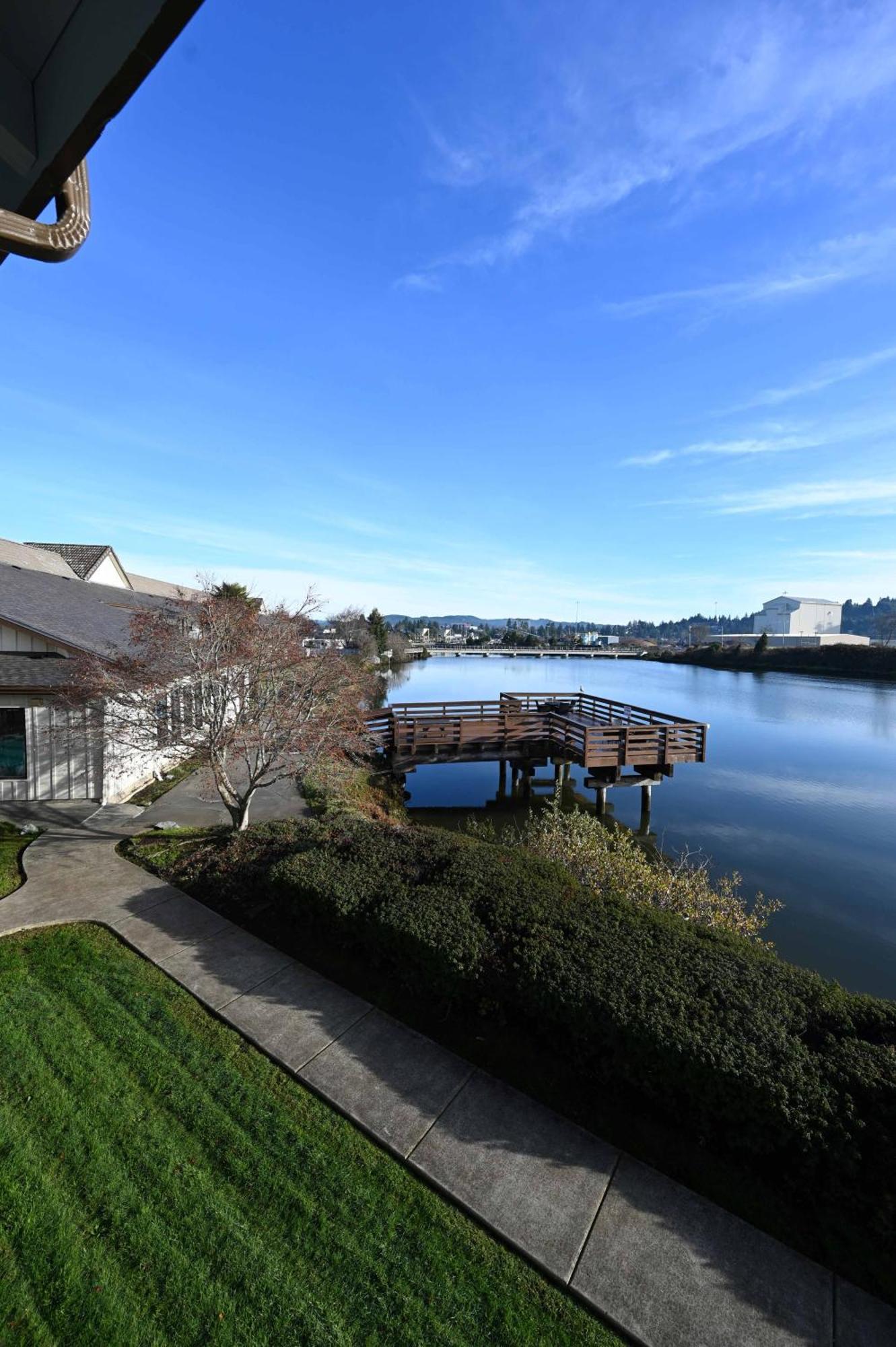 Edgewater Inn And Suites, Ascend Hotel Collection Coos Bay Luaran gambar